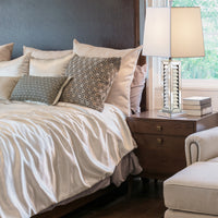 "Akashi" Sole Squared Base 32" Table Lamp