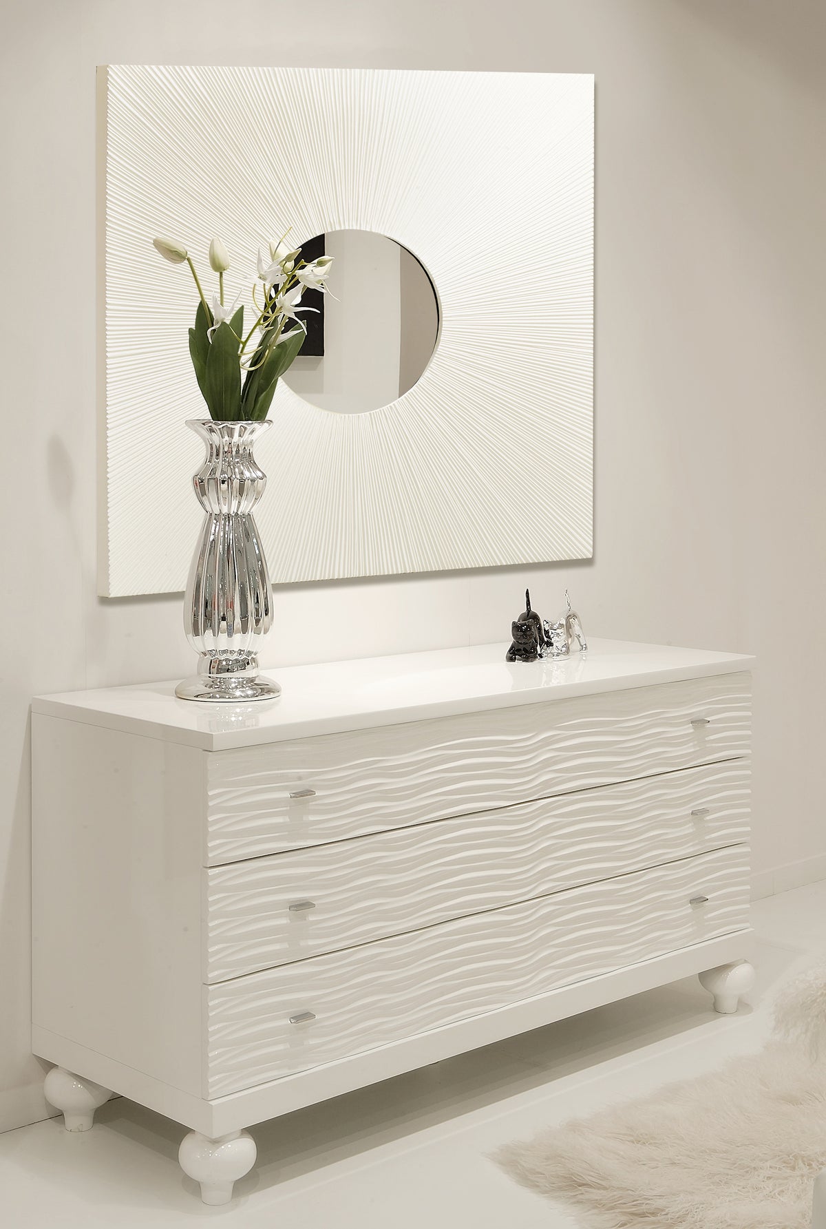 "Fiammata" Accent Wall Mirror